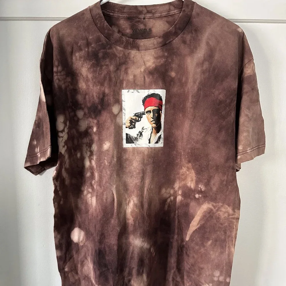 Hidden Characters Graphic Tee - Picture 1 of 3